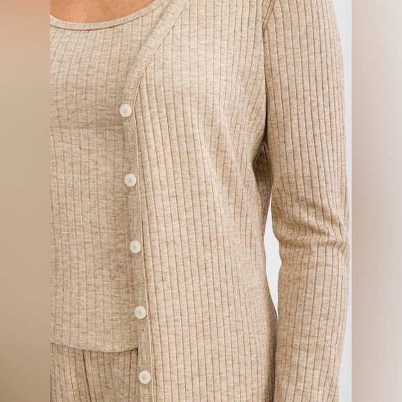 SALE! 027. WOMEN'S LONG SLEEVE BUTTON UP RIBBED CARDIGAN - OATMEAL - Picture 4 of 4